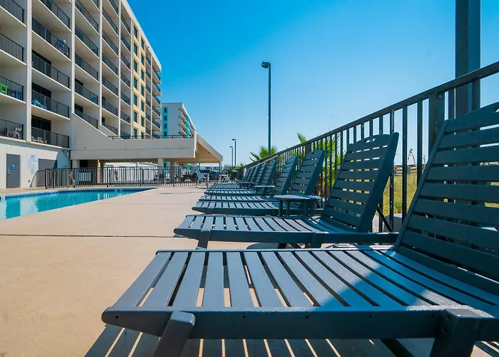Apartment Island Winds West 470 *