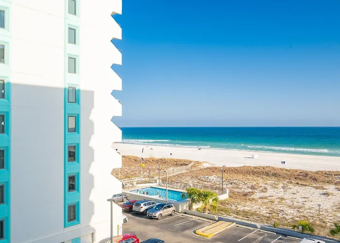 Apartment Island Winds West 470 *